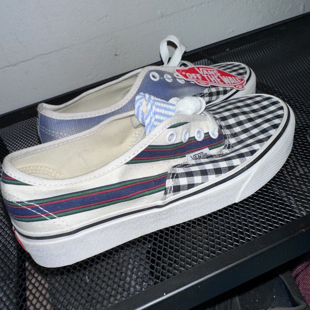 Vans New with Tags Plaid / Checkered Low Tops